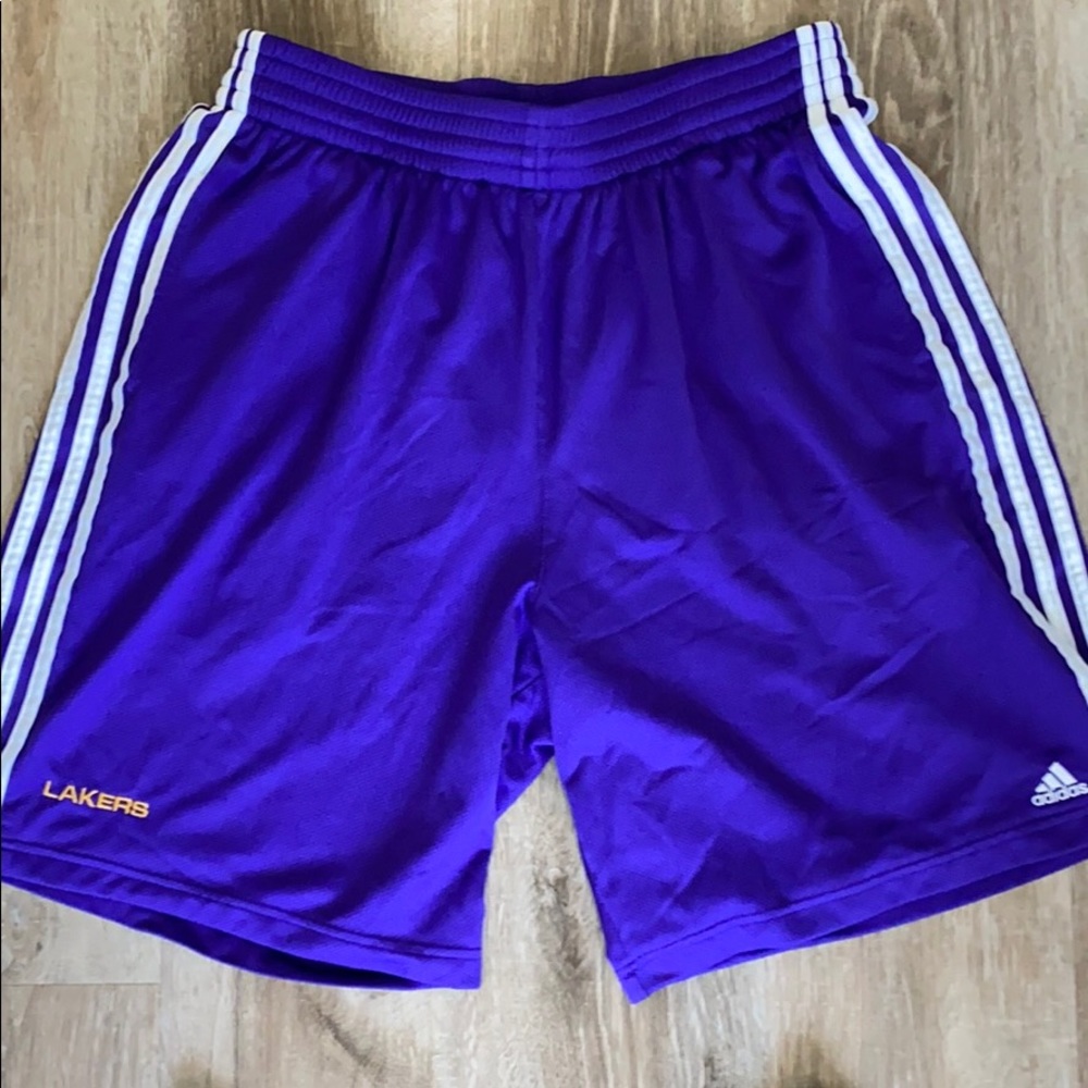 Lakers Adidas shorts - 2 pairs - Picture 2 of 4